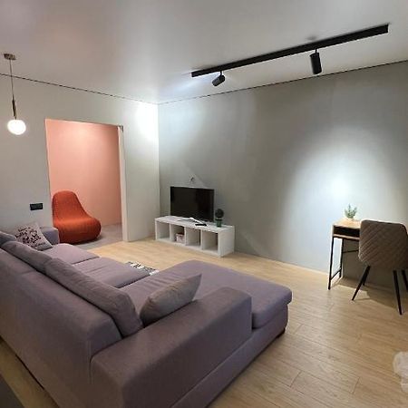 2 Room Modern Apartment View Dnipro Exterior foto