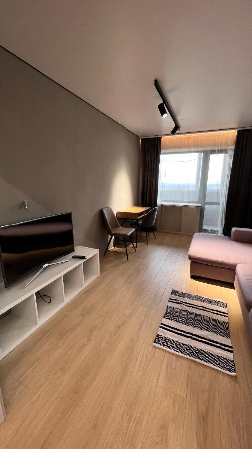 2 Room Modern Apartment View Dnipro Exterior foto