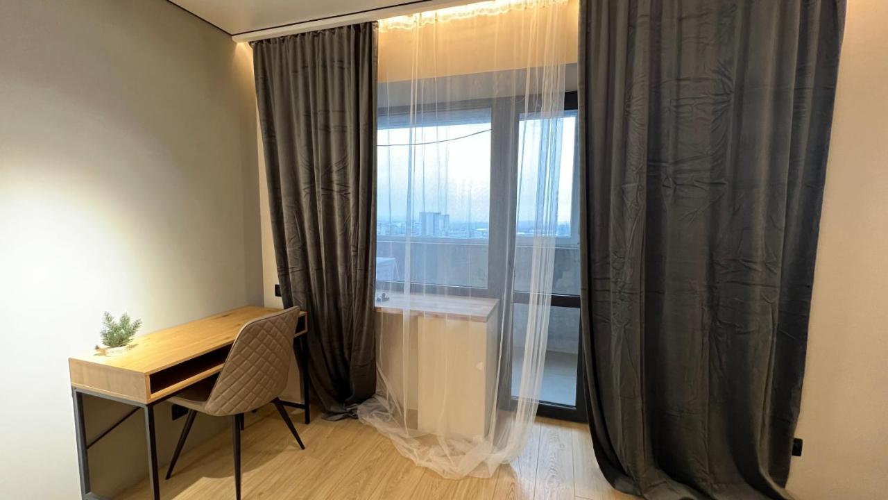 2 Room Modern Apartment View Dnipro Exterior foto